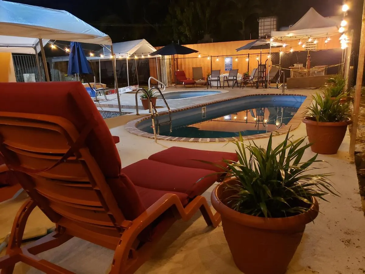 Discovery Beach Apartments Aguada